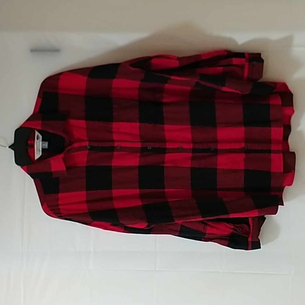 Old Navy the Boyfriend Shirt Red/Bulk Flannel, Size XL.